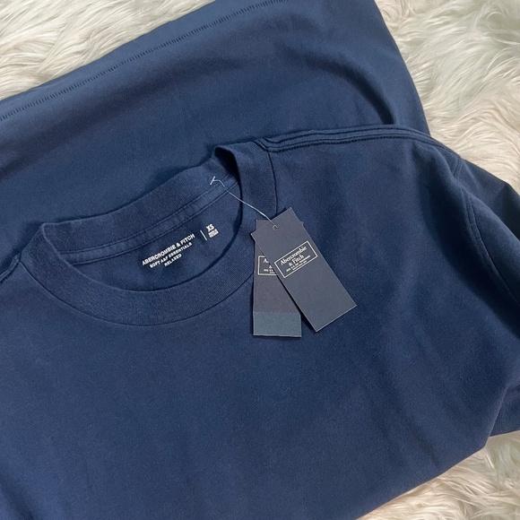Bundled [A&F] Essential NWT Abercrombie Navy Gray Tee T-Shirts | XS Small Medium - Picture 5 of 15